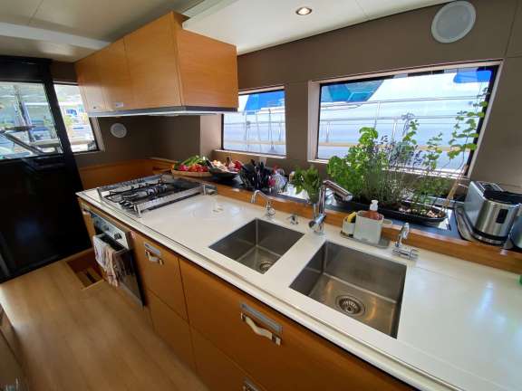 Image of LA FREGATE yacht #11