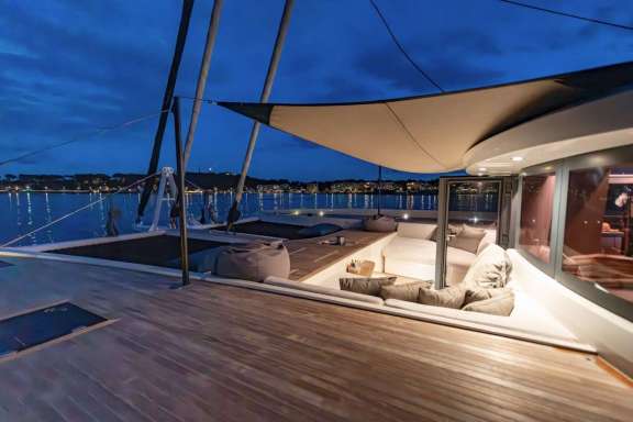 Image of CAT TUA yacht #13