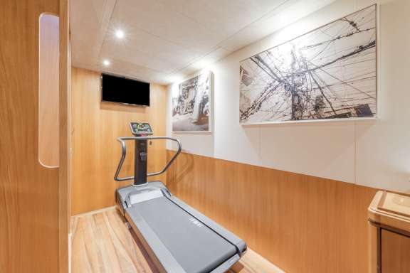 Image of Angra Too yacht #14