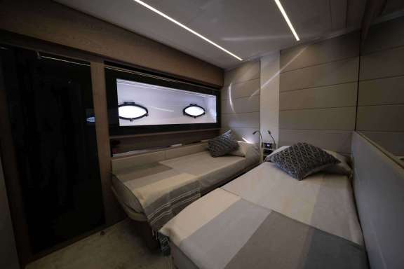 Image of VELES yacht #10