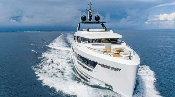 Image of VAYUS yacht #10