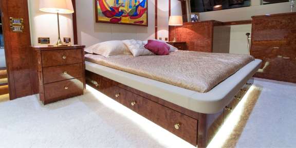 Image of HOUBARA yacht #15