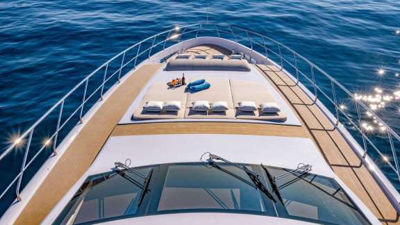 Image of BACCARAT yacht #4