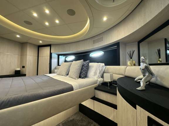 Image of THYKE III yacht #9