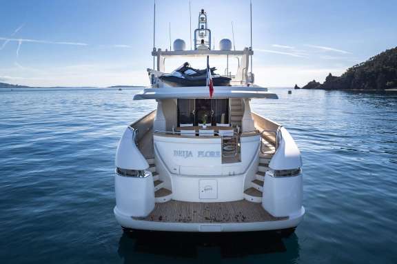 BEIJA FLORE - Aft deck (2024)