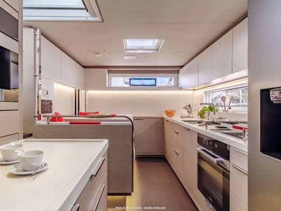 Image of Lagoon Sixty5 2025 yacht #11