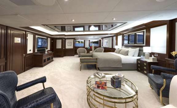 Image of Chakra yacht #7