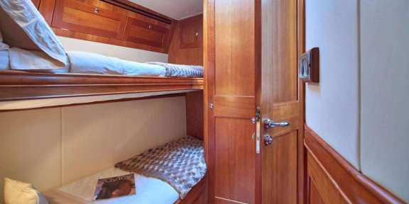 Image of DARK STAR OF LONDON yacht #10