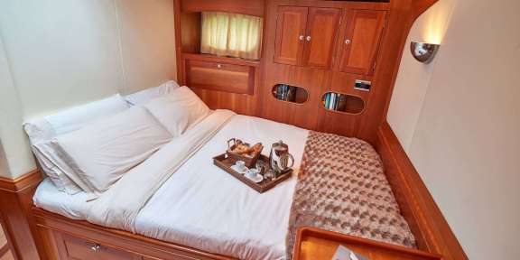 Image of DARK STAR OF LONDON yacht #7