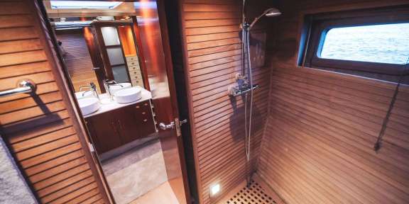 Image of FREE AT LAST yacht #9