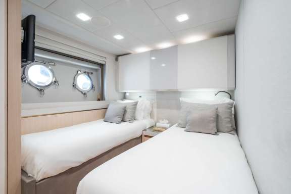 Image of ROCCO yacht #9