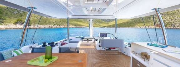 Lagoon 60 - Flybridge