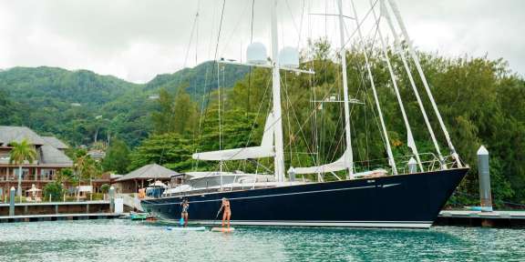 THANDEKA - Paddleboarding