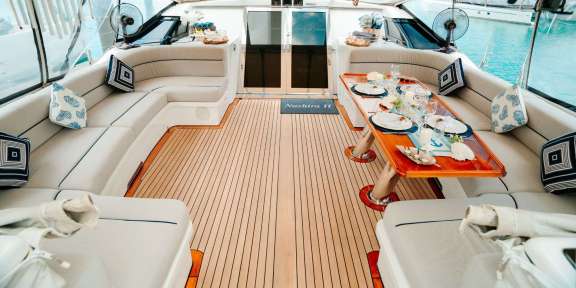 THANDEKA - Cockpit Seating