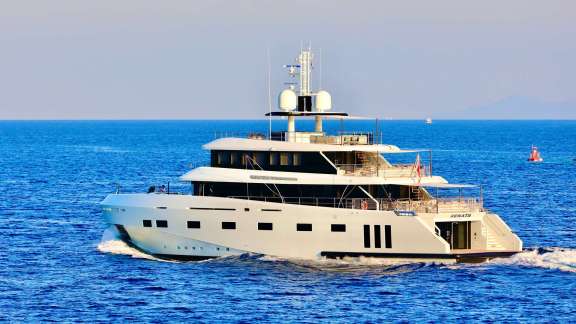 Image of RENATA yacht #10