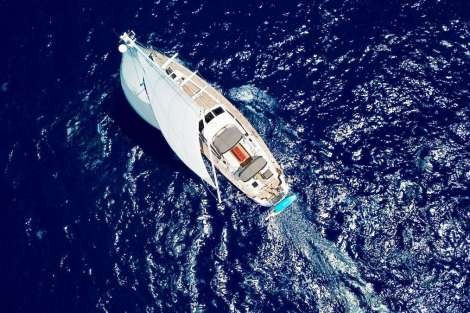 Review img # 28 of the yacht ELVIS MAGIC