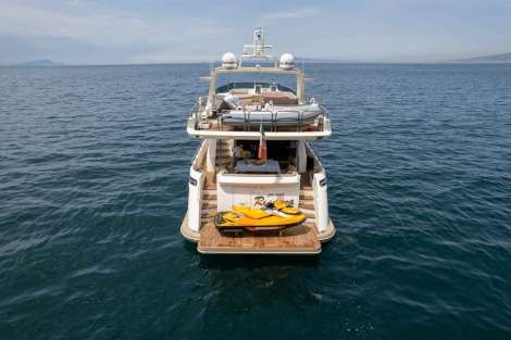 Review img # 9 of the yacht FOREVER ROSANNA