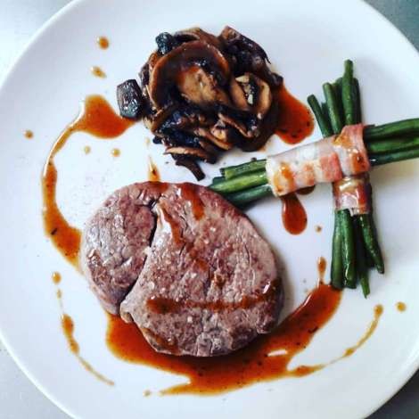 Food onboard GANANY # 8
