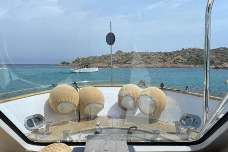 Review img # 5 of the yacht SHANGRA