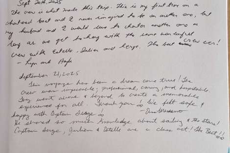 Review img # 24 of the yacht The Blue Dream